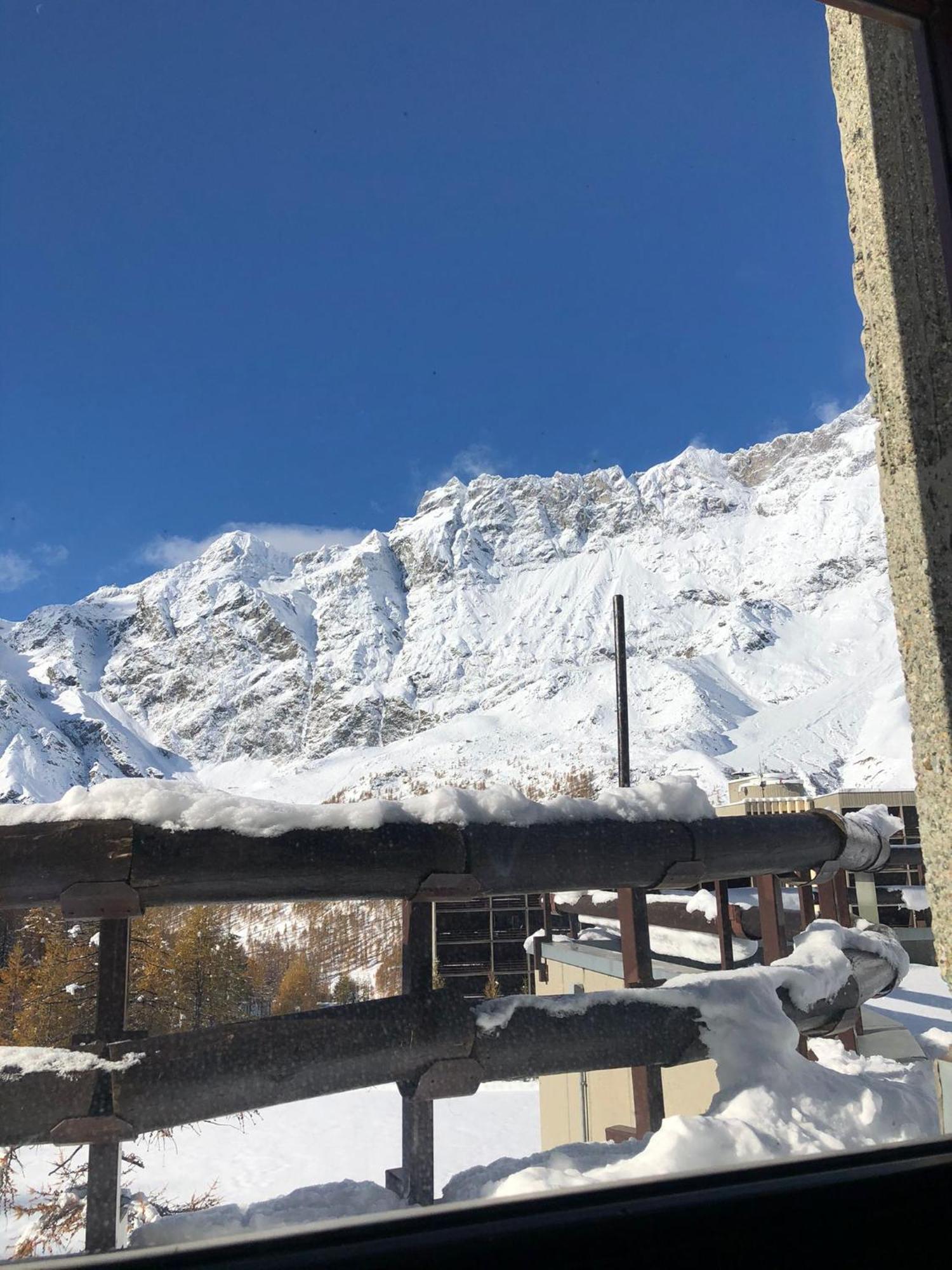 Cervinia - Matterhorn Apartments Бройл-Червиня Екстериор снимка